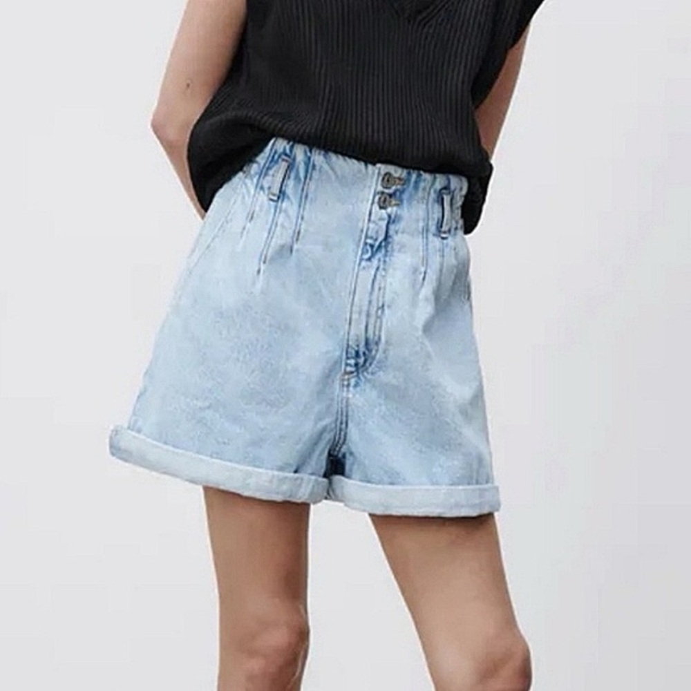 5/$20 Zara Paperbag High Waisted Denim Shorts 0